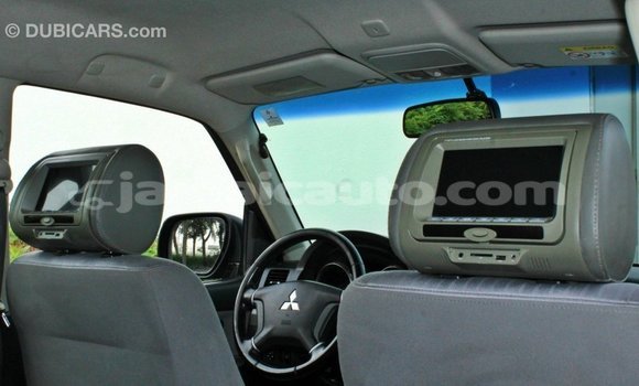 Acheter Import Voiture Mitsubishi Pajero Marron à Import - Dubai, Clarendon Acheter Import Voiture Mitsubishi Pajero Marron à Import - Dubai, Clarendon