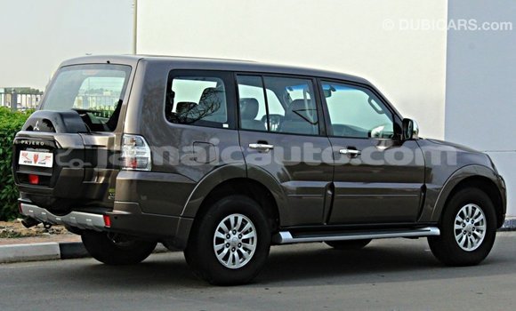 Acheter Import Voiture Mitsubishi Pajero Marron à Import - Dubai, Clarendon Acheter Import Voiture Mitsubishi Pajero Marron à Import - Dubai, Clarendon