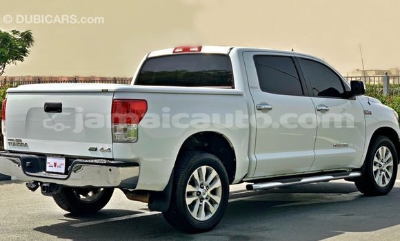 Acheter Import Voiture Toyota Tundra Blanc à Import - Dubai, Clarendon Acheter Import Voiture Toyota Tundra Blanc à Import - Dubai, Clarendon