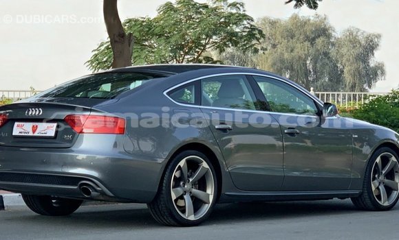 Buy Import Audi 100 Other Car in Import - Dubai in Clarendon Buy Import Audi 100 Other Car in Import - Dubai in Clarendon