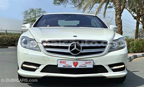 Acheter Import Voiture Mercedes-Benz 190 (W201) Blanc à Import - Dubai, Clarendon Acheter Import Voiture Mercedes-Benz 190 (W201) Blanc à Import - Dubai, Clarendon