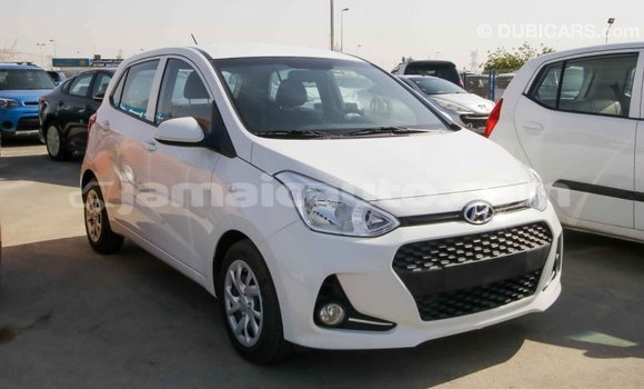 Acheter Import Voiture Hyundai i10 Blanc à Import - Dubai, Clarendon Acheter Import Voiture Hyundai i10 Blanc à Import - Dubai, Clarendon