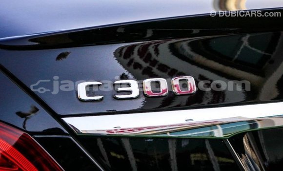 Acheter Import Voiture Mercedes-Benz 600 Noir à Import - Dubai, Clarendon Acheter Import Voiture Mercedes-Benz 600 Noir à Import - Dubai, Clarendon