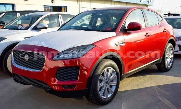Acheter Import Voiture Jaguar E-Pace Rouge à Import - Dubai, Clarendon Acheter Import Voiture Jaguar E-Pace Rouge à Import - Dubai, Clarendon