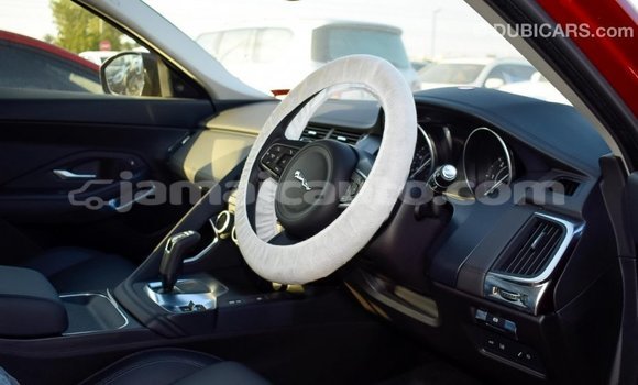 Acheter Import Voiture Jaguar E-Pace Rouge à Import - Dubai, Clarendon Acheter Import Voiture Jaguar E-Pace Rouge à Import - Dubai, Clarendon