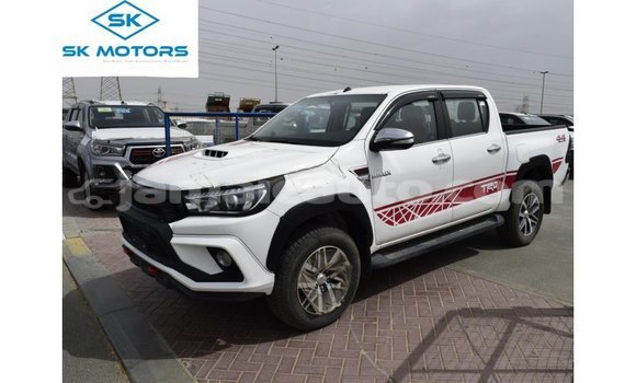 Buy Import Toyota Hilux White Car in Import - Dubai in Clarendon