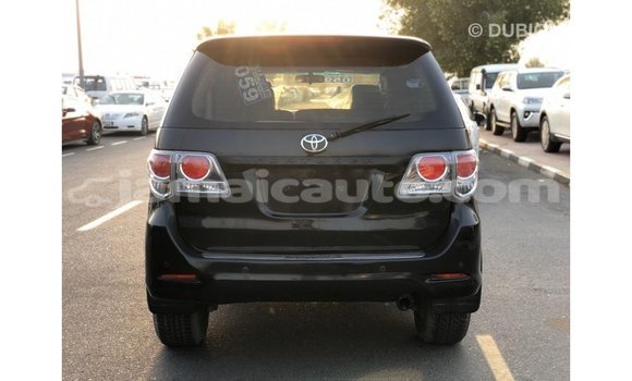 Acheter Import Voiture Toyota Fortuner Noir à Import - Dubai, Clarendon Acheter Import Voiture Toyota Fortuner Noir à Import - Dubai, Clarendon