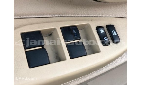 Acheter Import Voiture Toyota Yaris Autre à Import - Dubai, Clarendon Acheter Import Voiture Toyota Yaris Autre à Import - Dubai, Clarendon