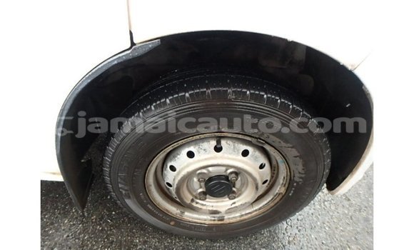 Buy Import Suzuki Every White Truck in Import - Dubai in Clarendon Buy Import Suzuki Every White Truck in Import - Dubai in Clarendon