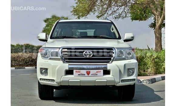 Buy Import Toyota Land Cruiser White Car in Import - Dubai in Clarendon Buy Import Toyota Land Cruiser White Car in Import - Dubai in Clarendon