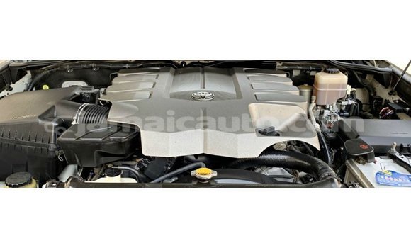 Buy Import Toyota Land Cruiser White Car in Import - Dubai in Clarendon Buy Import Toyota Land Cruiser White Car in Import - Dubai in Clarendon