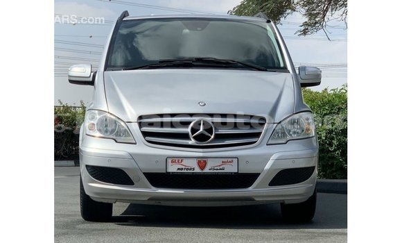 Acheter Import Voiture Mercedes-Benz Viano Autre à Import - Dubai, Clarendon Acheter Import Voiture Mercedes-Benz Viano Autre à Import - Dubai, Clarendon