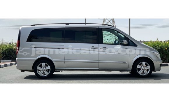 Acheter Import Voiture Mercedes-Benz Viano Autre à Import - Dubai, Clarendon Acheter Import Voiture Mercedes-Benz Viano Autre à Import - Dubai, Clarendon