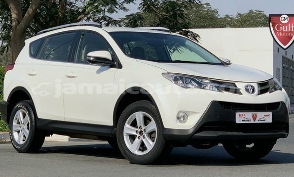 Buy Import Toyota 4Runner White Car in Import - Dubai in Clarendon