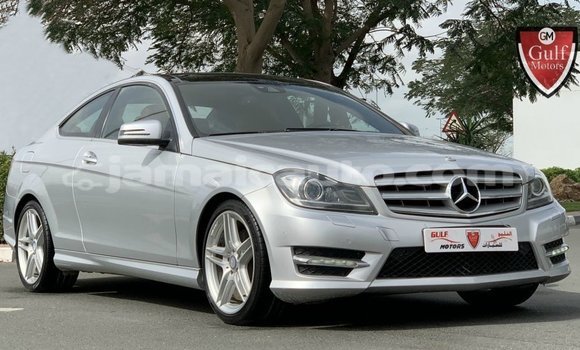 Buy Import Mercedes-Benz 190 (W201) Other Car in Import - Dubai in Clarendon Buy Import Mercedes-Benz 190 (W201) Other Car in Import - Dubai in Clarendon