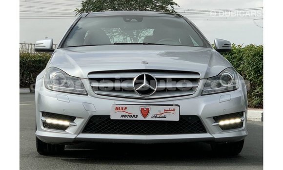 Buy Import Mercedes-Benz 190 (W201) Other Car in Import - Dubai in Clarendon Buy Import Mercedes-Benz 190 (W201) Other Car in Import - Dubai in Clarendon