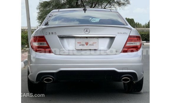 Buy Import Mercedes-Benz 190 (W201) Other Car in Import - Dubai in Clarendon Buy Import Mercedes-Benz 190 (W201) Other Car in Import - Dubai in Clarendon