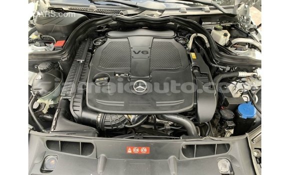 Buy Import Mercedes-Benz 190 (W201) Other Car in Import - Dubai in Clarendon Buy Import Mercedes-Benz 190 (W201) Other Car in Import - Dubai in Clarendon