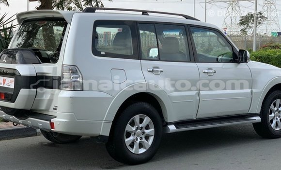 Buy Import Mitsubishi Pajero White Car in Import - Dubai in Clarendon Buy Import Mitsubishi Pajero White Car in Import - Dubai in Clarendon