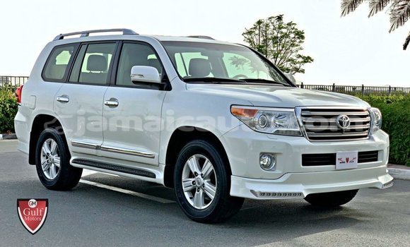Buy Import Toyota Land Cruiser White Car in Import - Dubai in Clarendon Buy Import Toyota Land Cruiser White Car in Import - Dubai in Clarendon
