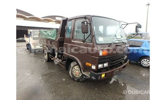 Buy Import Nissan Evalia Brown Truck in Import - Dubai in Clarendon Buy Import Nissan Evalia Brown Truck in Import - Dubai in Clarendon