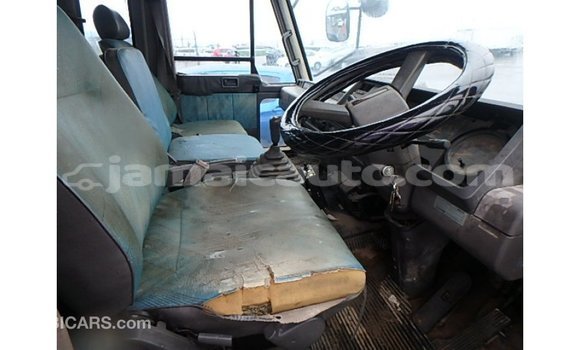 Buy Import Nissan Evalia Brown Truck in Import - Dubai in Clarendon Buy Import Nissan Evalia Brown Truck in Import - Dubai in Clarendon