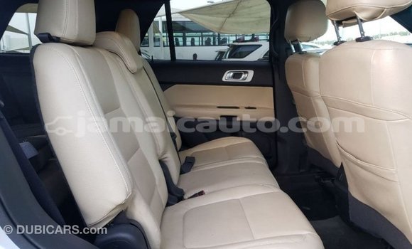 Buy Import Ford Explorer Other Car in Import - Dubai in Clarendon Buy Import Ford Explorer Other Car in Import - Dubai in Clarendon