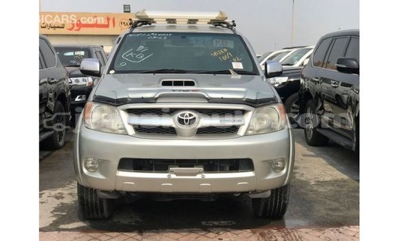 Buy Import Toyota Hilux Other Car in Import - Dubai in Clarendon Buy Import Toyota Hilux Other Car in Import - Dubai in Clarendon