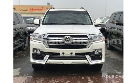 Buy Import Toyota Land Cruiser White Car in Import - Dubai in Clarendon Buy Import Toyota Land Cruiser White Car in Import - Dubai in Clarendon