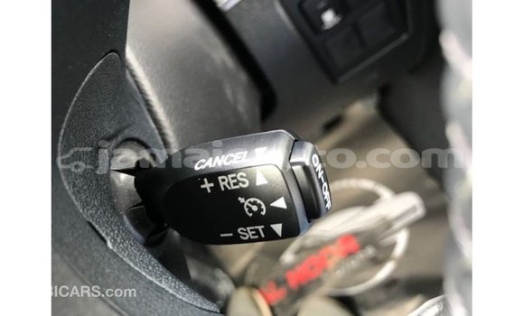 Buy Import Toyota Land Cruiser White Car in Import - Dubai in Clarendon Buy Import Toyota Land Cruiser White Car in Import - Dubai in Clarendon