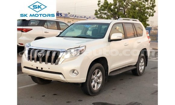 Acheter Import Voiture Toyota Prado Blanc à Import - Dubai, Clarendon Acheter Import Voiture Toyota Prado Blanc à Import - Dubai, Clarendon