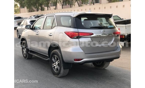 Buy Import Toyota Fortuner Other Car in Import - Dubai in Clarendon Buy Import Toyota Fortuner Other Car in Import - Dubai in Clarendon