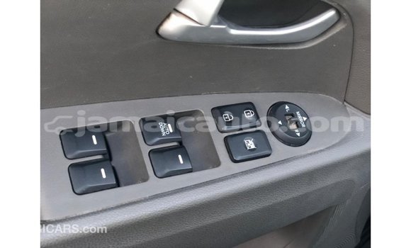 Acheter Import Voiture Kia Sportage Autre à Import - Dubai, Clarendon Acheter Import Voiture Kia Sportage Autre à Import - Dubai, Clarendon