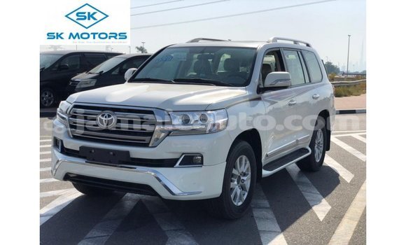 Buy Import Toyota Land Cruiser White Car in Import - Dubai in Clarendon Buy Import Toyota Land Cruiser White Car in Import - Dubai in Clarendon