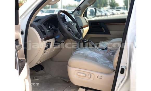 Buy Import Toyota Land Cruiser White Car in Import - Dubai in Clarendon Buy Import Toyota Land Cruiser White Car in Import - Dubai in Clarendon