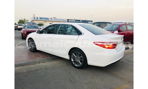 Buy Import Toyota Camry White Car in Import - Dubai in Clarendon Buy Import Toyota Camry White Car in Import - Dubai in Clarendon