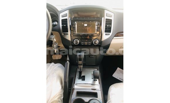 Buy Import Mitsubishi Pajero Black Car in Import - Dubai in Clarendon Buy Import Mitsubishi Pajero Black Car in Import - Dubai in Clarendon