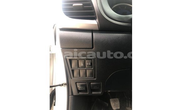 Buy Import Toyota Hilux White Car in Import - Dubai in Clarendon Buy Import Toyota Hilux White Car in Import - Dubai in Clarendon