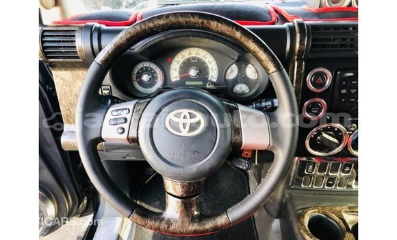 Buy Import Toyota FJ Cruiser Black Car in Import - Dubai in Clarendon Buy Import Toyota FJ Cruiser Black Car in Import - Dubai in Clarendon