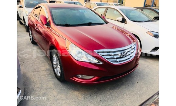 Acheter Import Voiture Hyundai Sonata Rouge à Import - Dubai, Clarendon Acheter Import Voiture Hyundai Sonata Rouge à Import - Dubai, Clarendon
