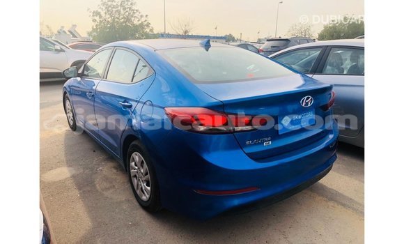 Acheter Import Voiture Hyundai Elantra Bleu à Import - Dubai, Clarendon Acheter Import Voiture Hyundai Elantra Bleu à Import - Dubai, Clarendon