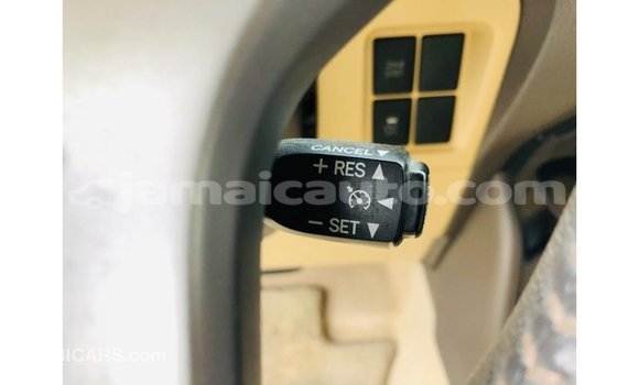 Buy Import Toyota Prado White Car in Import - Dubai in Clarendon Buy Import Toyota Prado White Car in Import - Dubai in Clarendon