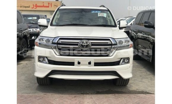 Buy Import Toyota Land Cruiser White Car in Import - Dubai in Clarendon Buy Import Toyota Land Cruiser White Car in Import - Dubai in Clarendon