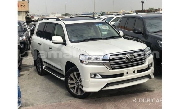 Buy Import Toyota Land Cruiser White Car in Import - Dubai in Clarendon Buy Import Toyota Land Cruiser White Car in Import - Dubai in Clarendon