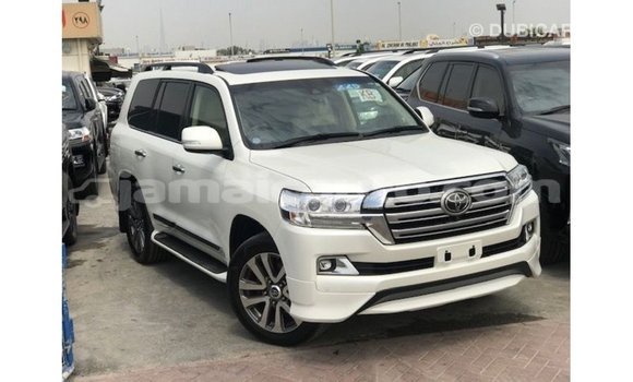 Buy Import Toyota Land Cruiser White Car in Import - Dubai in Clarendon Buy Import Toyota Land Cruiser White Car in Import - Dubai in Clarendon