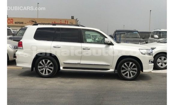 Buy Import Toyota Land Cruiser White Car in Import - Dubai in Clarendon Buy Import Toyota Land Cruiser White Car in Import - Dubai in Clarendon