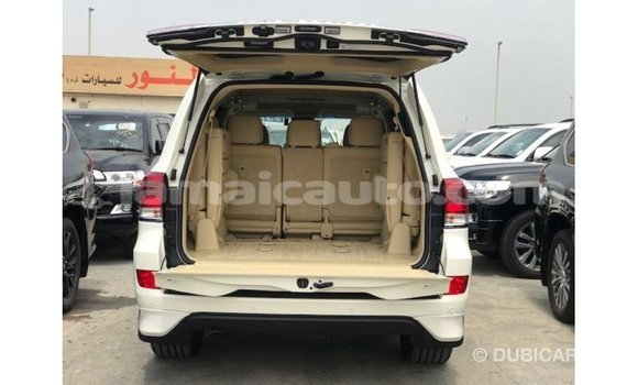 Buy Import Toyota Land Cruiser White Car in Import - Dubai in Clarendon Buy Import Toyota Land Cruiser White Car in Import - Dubai in Clarendon