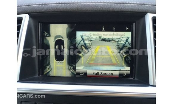 Acheter Import Voiture Mercedes-Benz 190 (W201) Blanc à Import - Dubai, Clarendon Acheter Import Voiture Mercedes-Benz 190 (W201) Blanc à Import - Dubai, Clarendon