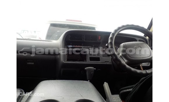 Buy Import Toyota Hiace White Car in Import - Dubai in Clarendon Buy Import Toyota Hiace White Car in Import - Dubai in Clarendon