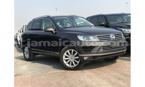 Buy Import Volkswagen Touareg Brown Car in Import - Dubai in Clarendon